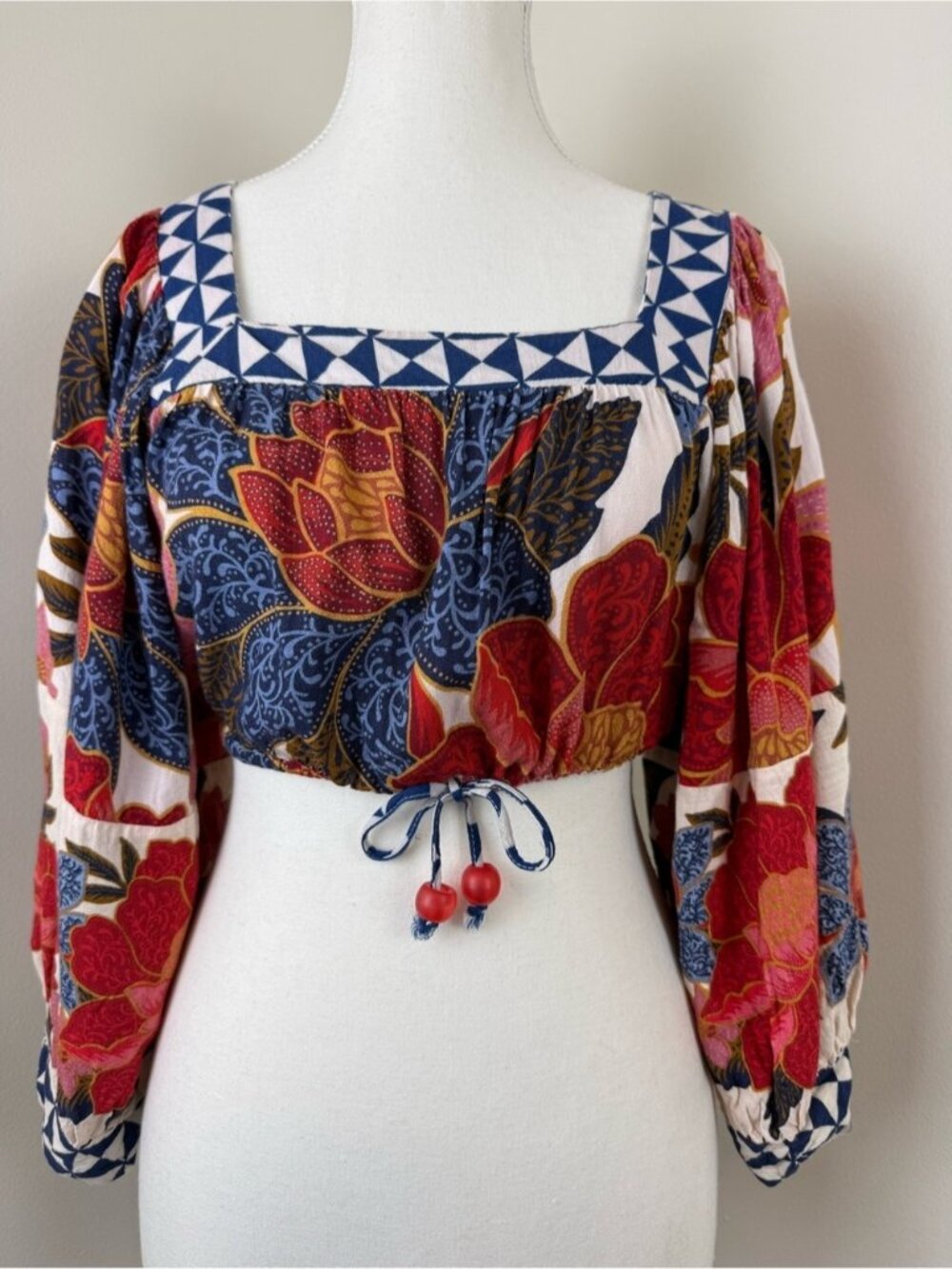 Farm Rio Printed Top Size P (Small) - Picture 2 of 8